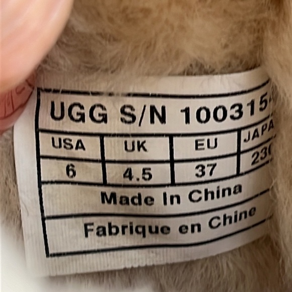 UGG Sparkles Classic Short Boots in Roseclay Pink Shearling Sequins 1003154 - Picture 13 of 13